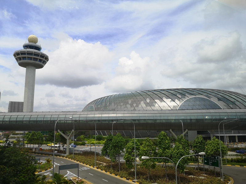 jewelchangiiii01 Singapore-Jewel Changi星耀樟宜 城市中的森林谷 綠意中人工瀑布雨漩渦超吸精 新加坡樟宜機場必訪