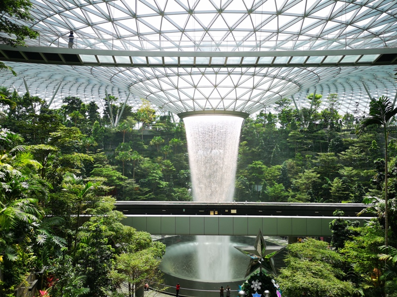 jewelchangiiii03 Singapore-Jewel Changi星耀樟宜 城市中的森林谷 綠意中人工瀑布雨漩渦超吸精 新加坡樟宜機場必訪