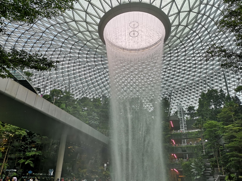 jewelchangiiii12 Singapore-Jewel Changi星耀樟宜 城市中的森林谷 綠意中人工瀑布雨漩渦超吸精 新加坡樟宜機場必訪