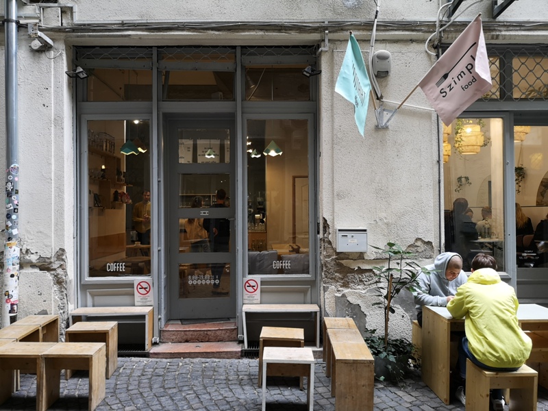 kontakt01 Budapest-布達佩斯Kontakt 咖啡會說話