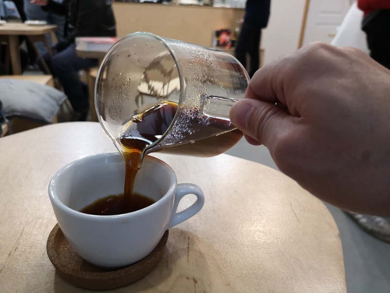 kontakt10 Budapest-布達佩斯Kontakt 咖啡會說話