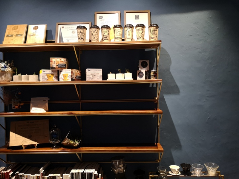 underwater08 中山-Coffee Underwater水底下的藍...優雅的灰...愜意的一杯咖啡