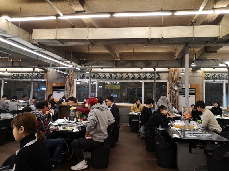 KoreaBBQ09 Seoul-濟州大石板烤五花肉店 首爾樂天世界旁傳統烤肉五花肉彈韓牛嫩
