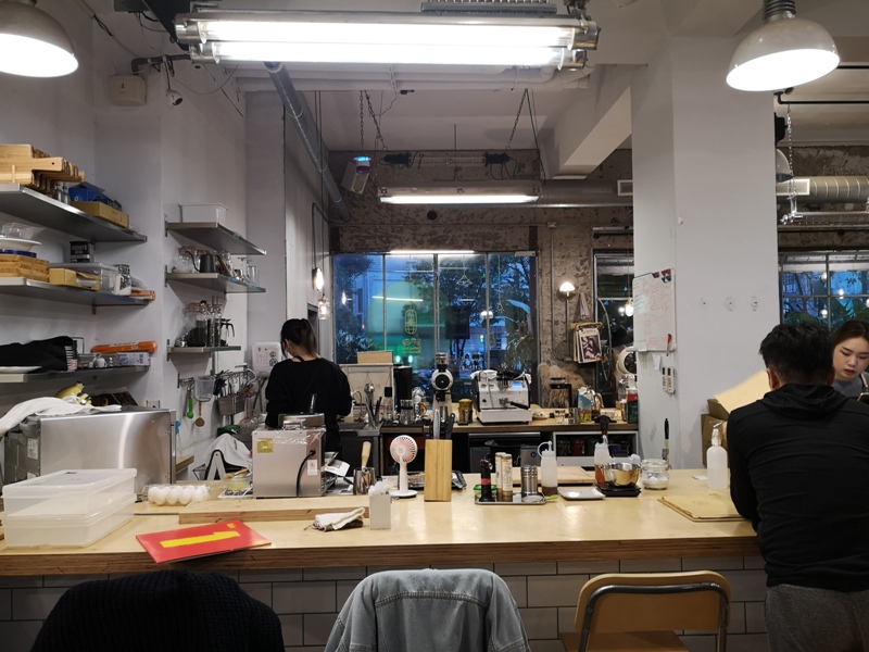 behindyou03 文山-你後面咖啡 躲在公寓中的咖啡館之木柵變好多