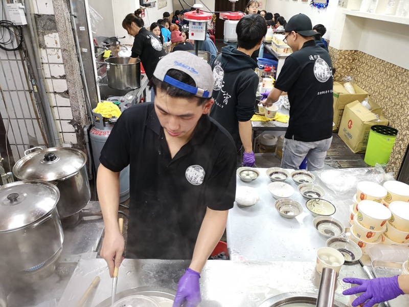 iceball09 大安-御品元冰火湯圓...通化夜市 必比登推薦甜品店 冬至吃冰火湯圓 冰中帶Q軟中帶香