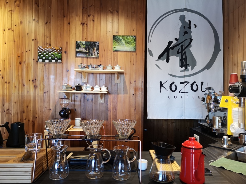 楊梅-小僧咖啡 埔心少見手沖 玩攝影也愛咖啡有個性的老闆