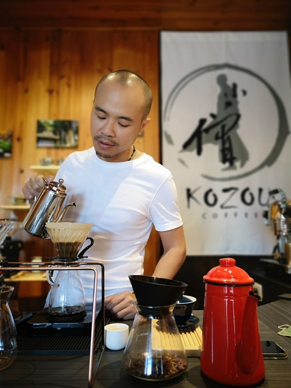 kozou09 楊梅-小僧咖啡 埔心少見手沖 玩攝影也愛咖啡有個性的老闆