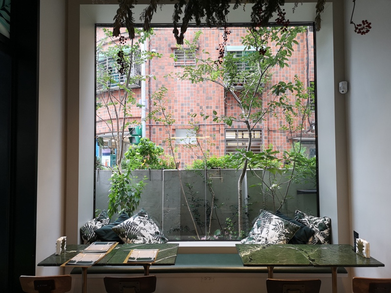 livinggreen06 大安-貳房苑 超美設計 園藝咖啡甜點 潮州街咖啡館有點潮...