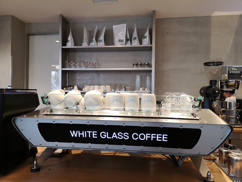 whiteglass11 Shibuya-澀谷White Glass Coffee 有著綠意庭園咖啡館悠閒舒適