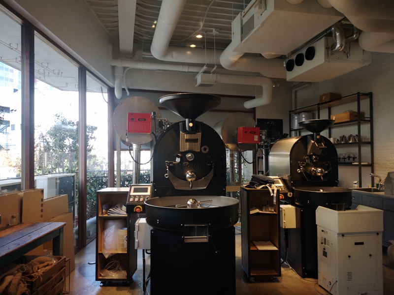 whiteglass16 Shibuya-澀谷White Glass Coffee 有著綠意庭園咖啡館悠閒舒適