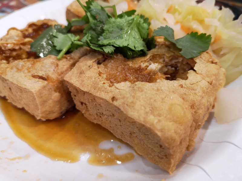 yako09 大安-雅口天香臭豆腐 必比登推薦 通化夜市酥香軟嫩多汁的臭豆腐