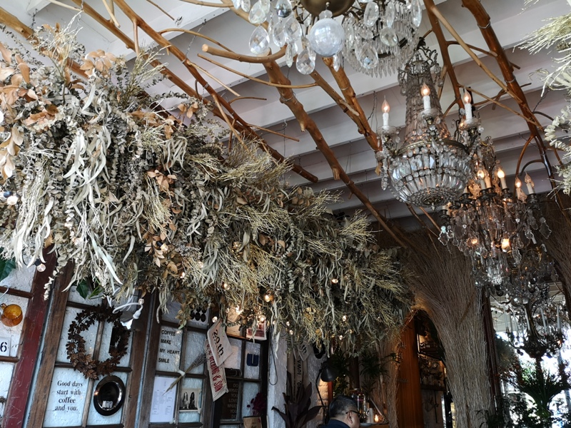 floralcafebkk170118 Bangkok-Floral Cafe at Napasorn曼谷花市旁滿滿花香古物的咖啡館