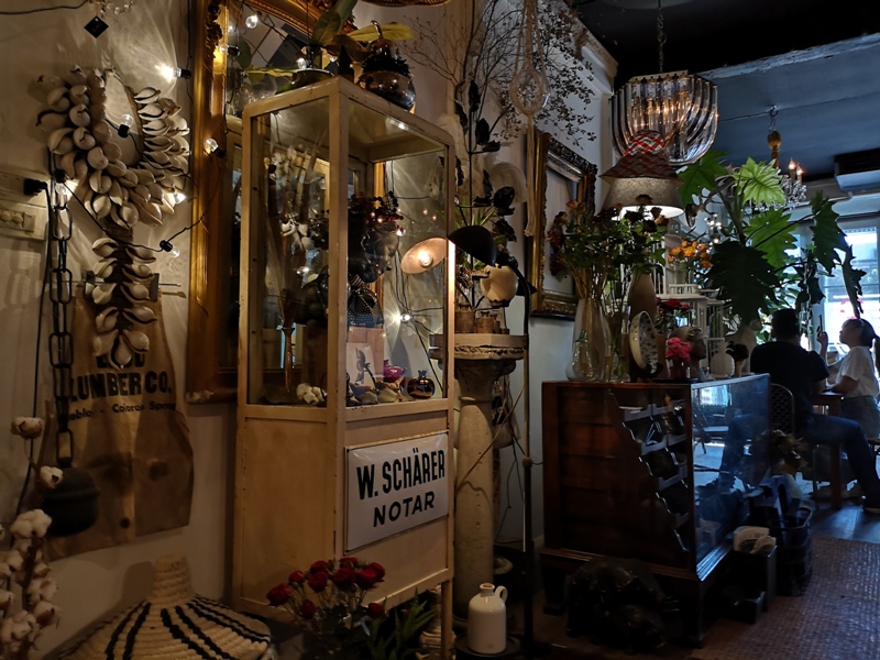 floralcafebkk170123 Bangkok-Floral Cafe at Napasorn曼谷花市旁滿滿花香古物的咖啡館