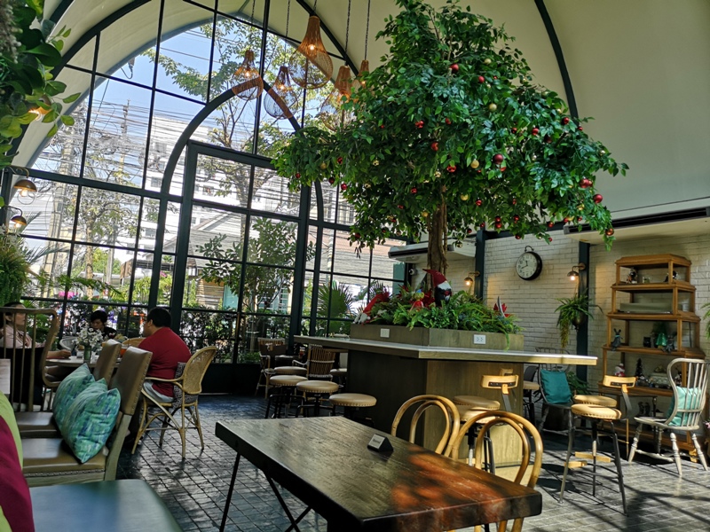 laff2809 Bangkok-曼谷LAFF Cafe室內花園 如溫室般的舒適美好