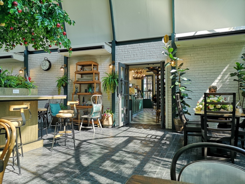 laff2812 Bangkok-曼谷LAFF Cafe室內花園 如溫室般的舒適美好