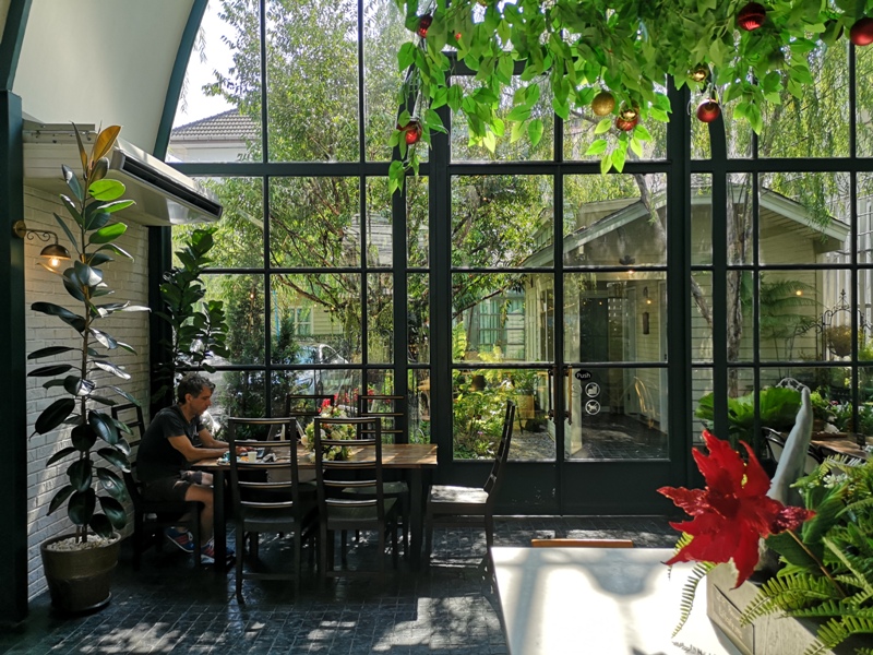 laff2813 Bangkok-曼谷LAFF Cafe室內花園 如溫室般的舒適美好