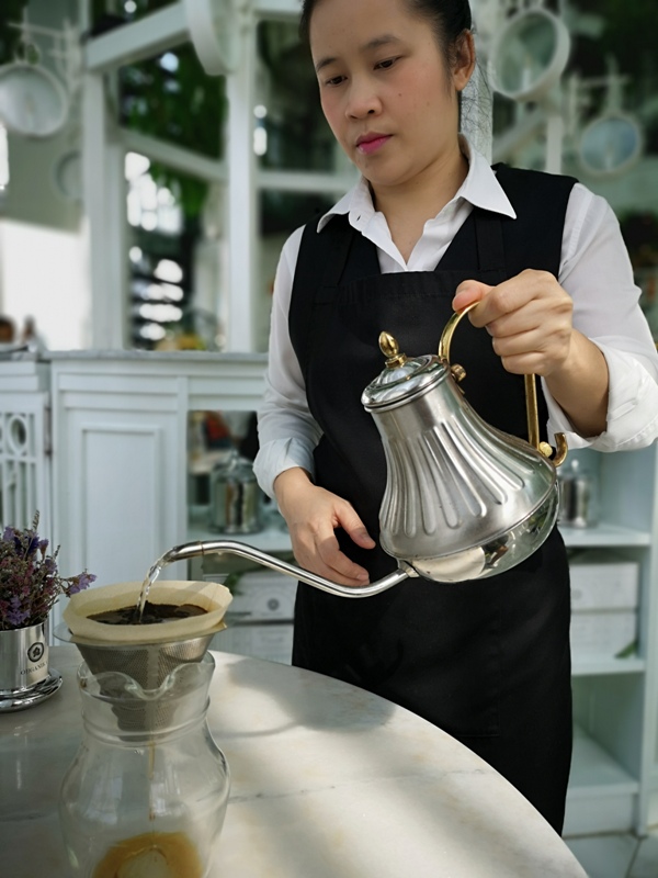 organikahouse25 Bangkok-Organika House (Spa & Cafe)純白青綠無敵浪漫 曼谷網美咖啡館