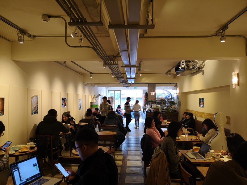 fujintree35309 松山-富錦樹353咖啡 開放式空間 把街廓納入咖啡館 空氣陽光與街景