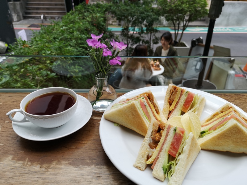 melangecafe19 中山-米朗琪咖啡 好吃好看的鬆餅...雙連小站好店多