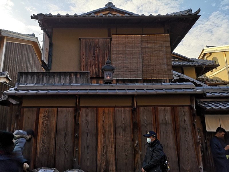 starbuckskyoto07104 Kyoto-星巴克 京都二寧坂ヤサカ茶屋店 滿滿日式京町風格 全球唯一榻榻米設計但搶不到