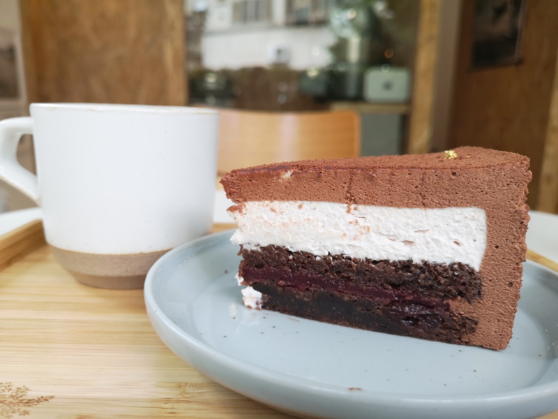 zhaicoffee17 竹北-宅咖啡過日子 滿室綠意玻璃屋概念