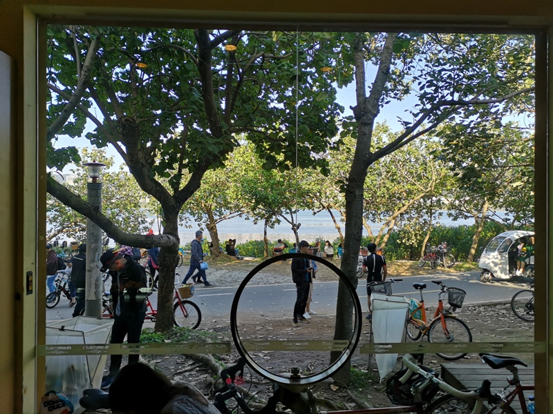 mamamouth11 八里-媽媽嘴咖啤 藍天綠意紅樹林 最有話題的咖啡館