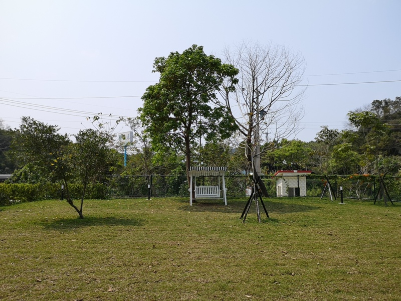 rainbowcoffee19 峨眉-89咖啡 美麗蜿蜒台三線旁的一抹彩虹貨櫃屋