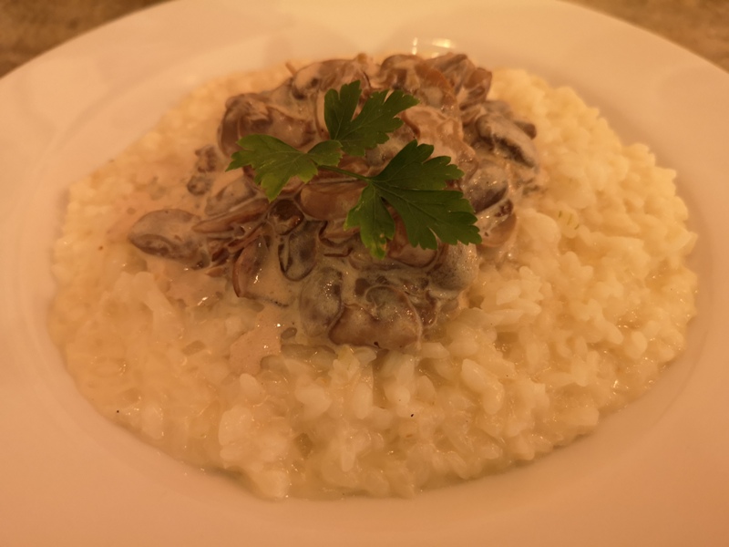 timeseat14 士林-Time's Eat 士林站小巷內美食多 鄉村風環境秀氣優雅 燉飯濃郁適中好吃