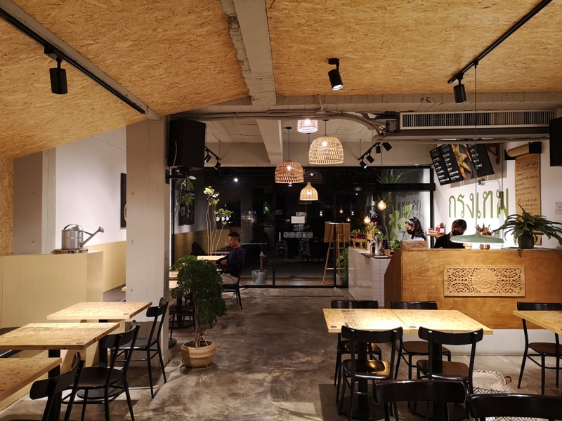 bangkokmarkett08 新竹-曼谷市場 不太辣的泰國菜 好拍好吃