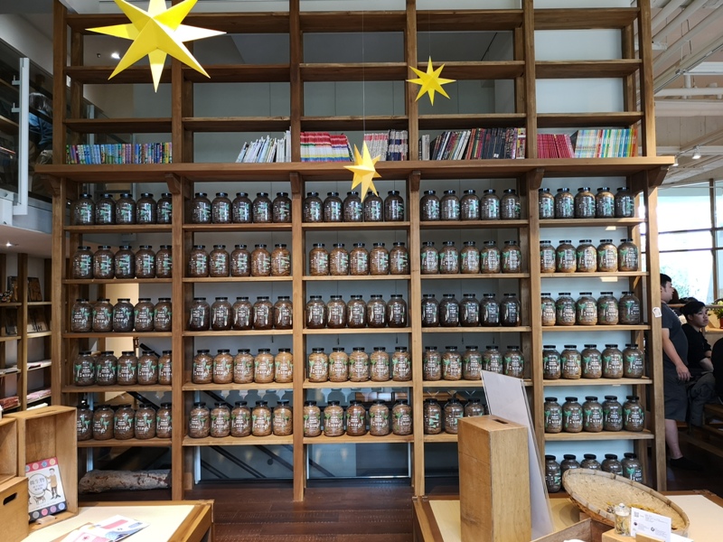 bluebeans14 竹北-藍豆咖啡 帶著現代清爽明亮的日式空間 喝杯咖啡感受小學校人文氣息