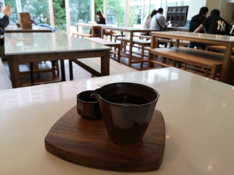 bluebeans20 竹北-藍豆咖啡 帶著現代清爽明亮的日式空間 喝杯咖啡感受小學校人文氣息