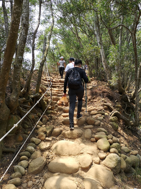 firemountain09 三義-火炎山 迷你大峽谷 感受大自然鬼斧奇怪