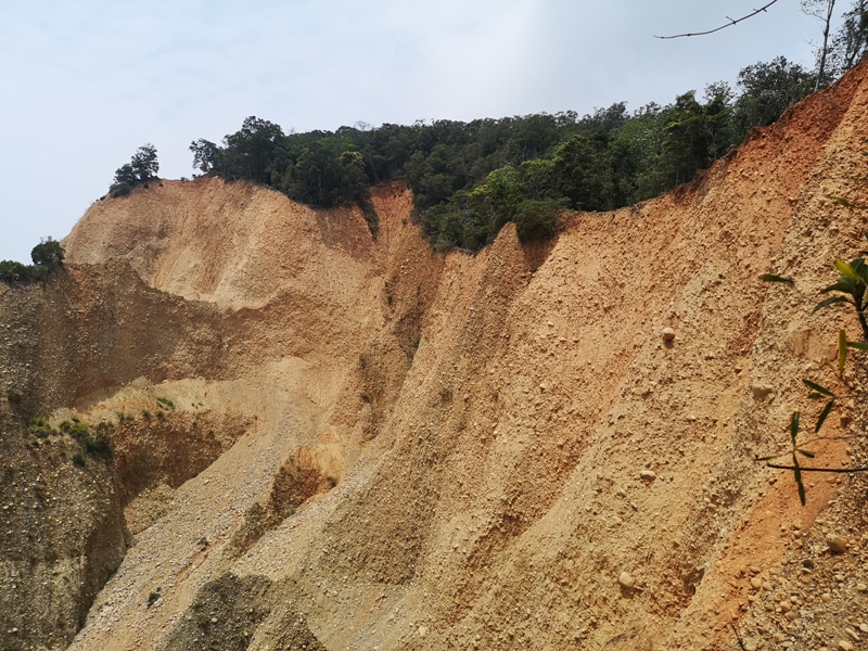 firemountain15 三義-火炎山 迷你大峽谷 感受大自然鬼斧奇怪