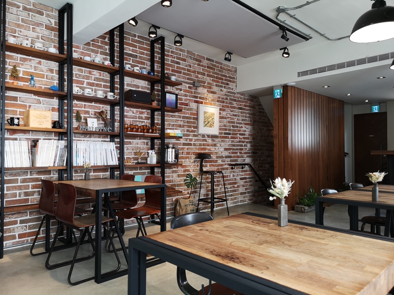 hausinc14 台中北區-HAUSINC CAFE簡約現代明亮舒適 一杯咖啡飲春光