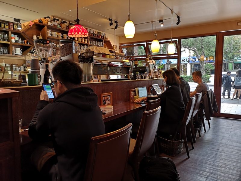 rufouscoffee09 大安-Rufous Coffee Roasters帶著神秘感有點老派的知名咖啡館