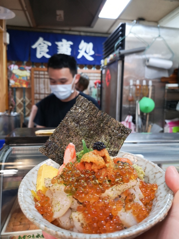 anothervillage10 松山-又一村 藏不住的美味小攤 隱身龍城市場中 海鮮丼搭滿出來的海鮮湯