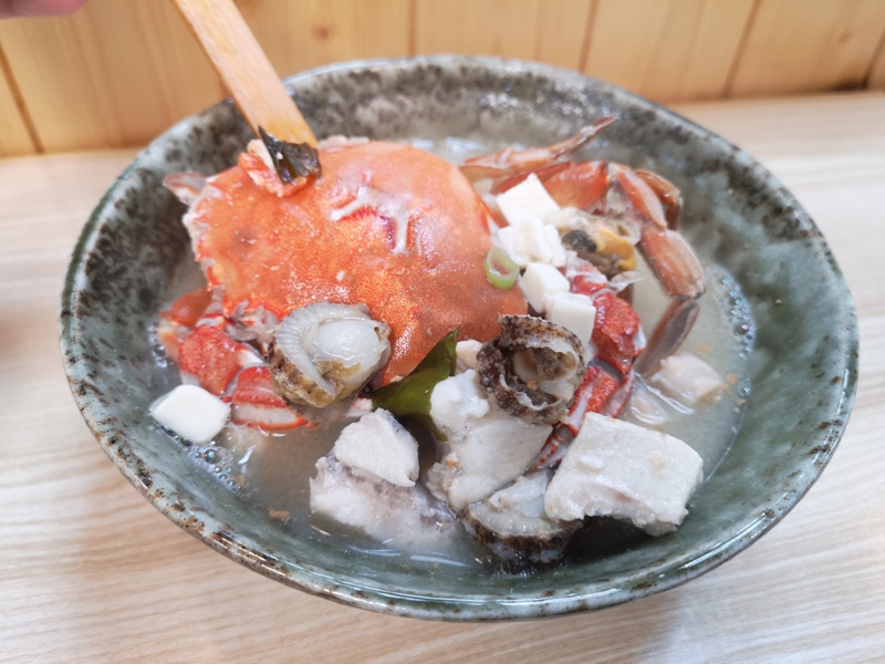 anothervillage13 松山-又一村 藏不住的美味小攤 隱身龍城市場中 海鮮丼搭滿出來的海鮮湯