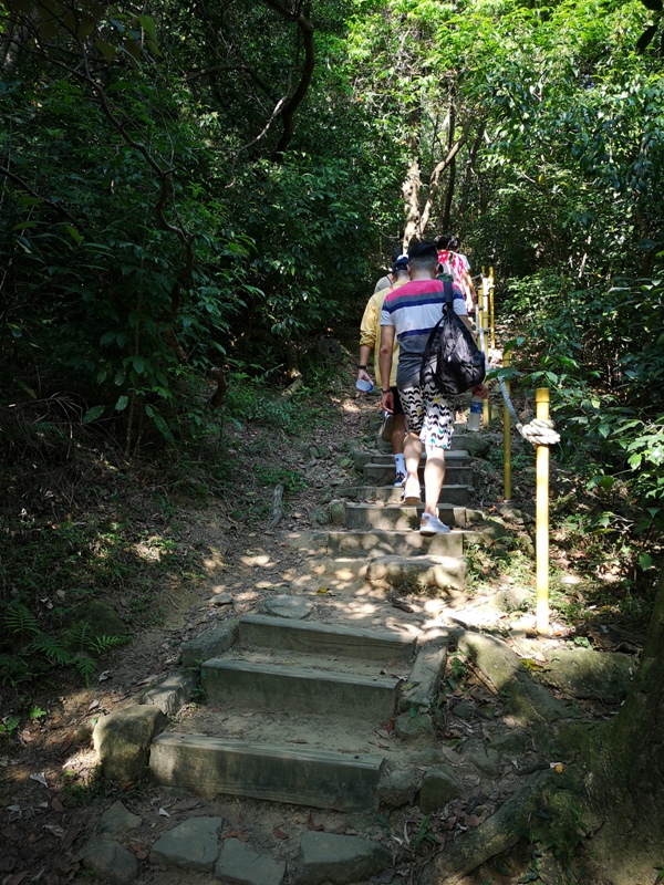 goldenfacemt06 內湖-金面山 華山論劍剪刀石 大石壁輕鬆有趣