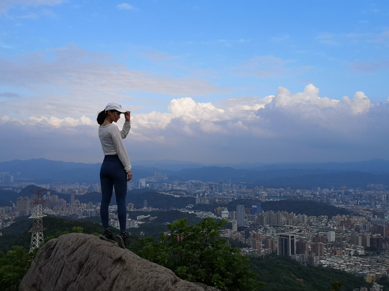 goldenfacemt32 內湖-金面山 華山論劍剪刀石 大石壁輕鬆有趣