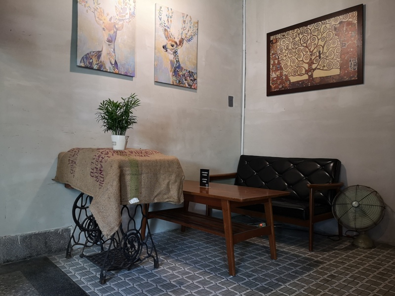 whitedeer15 板橋-白鹿咖啡 小花園的幽靜空間  有蟬聲鳥叫的午後咖啡杯