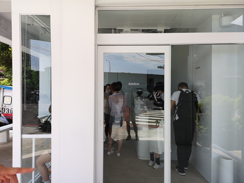 dateless04 三重-Dateless Coffee純白的時尚 不趕時間只有與朋友的輕鬆對談