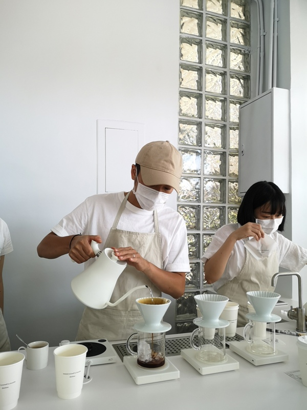 dateless12 三重-Dateless Coffee純白的時尚 不趕時間只有與朋友的輕鬆對談