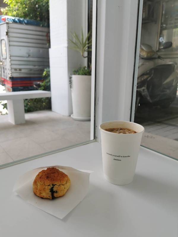 dateless19 三重-Dateless Coffee純白的時尚 不趕時間只有與朋友的輕鬆對談