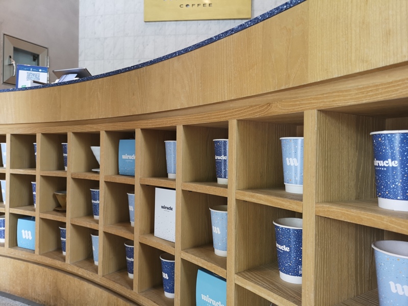 miraclecoffee09 內湖-Miracle Coffee捧場JJ林俊傑的小咖啡館 空間雖小氣氛不減 連拿鐵都好喝