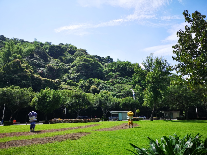 oldplace361102 士林-劍潭站到劍南路站 橫跨劍潭山  老地方觀機平台賞台北