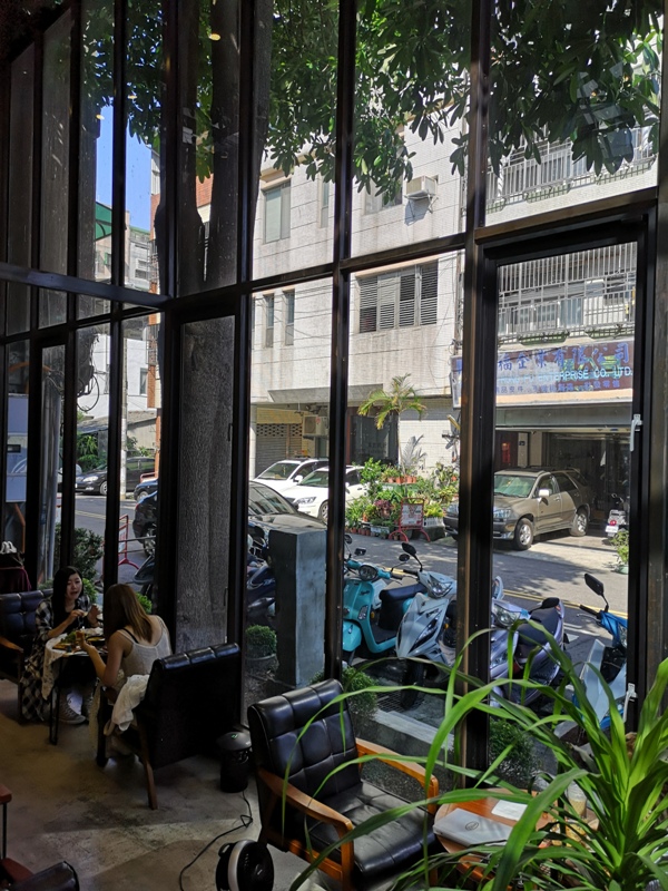 heynuts06 台中西區-堅果小巷 Heynuts alley cafe網美店超好拍