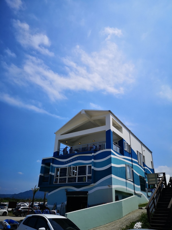 quietbdays06 金山-Quiet B. Days靠北過日子 好遠的北海岸藍屋 豔陽下的休息站