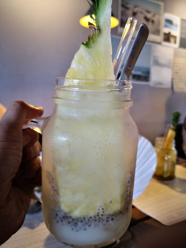 quietbdays27 金山-Quiet B. Days靠北過日子 好遠的北海岸藍屋 豔陽下的休息站