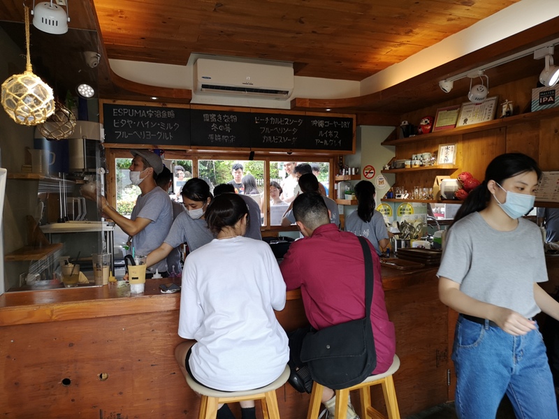 asahi05 淡水-朝日夫婦 淡水河畔 眺望觀音山美景的一碗沖繩冰品...涼爽