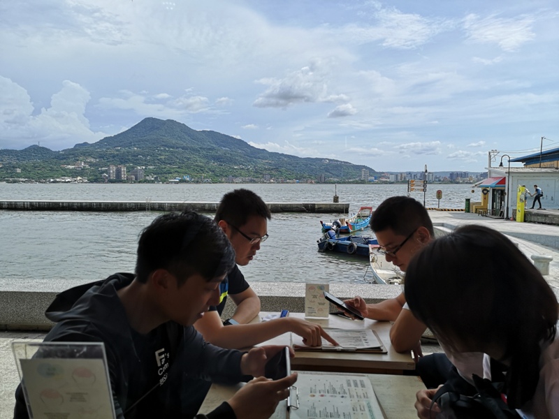 asahi10 淡水-朝日夫婦 淡水河畔 眺望觀音山美景的一碗沖繩冰品...涼爽